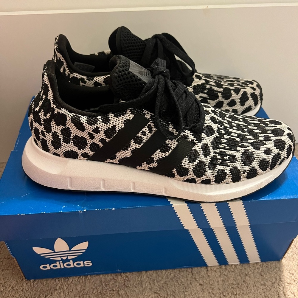 Adidas swift run animal print sneakers
